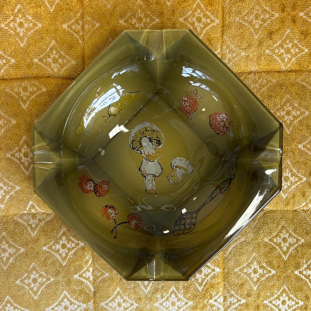 Vintage large midcentury ashtray